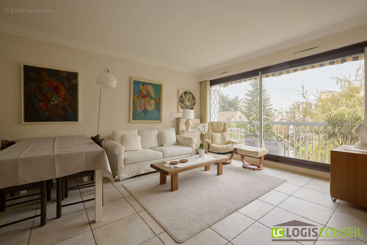 Appartement à BOURG-LA-REINE