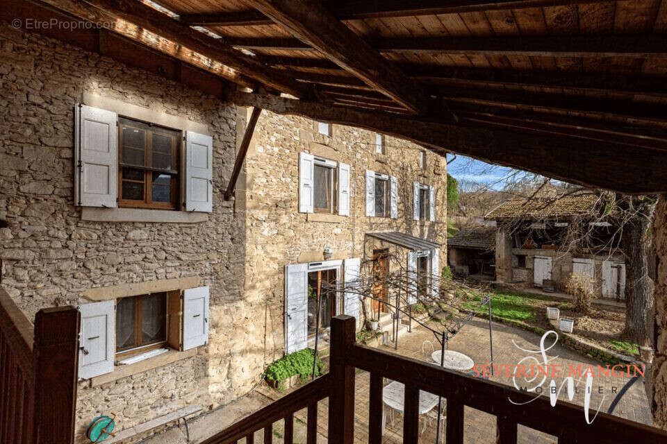 Maison à CHATUZANGE-LE-GOUBET