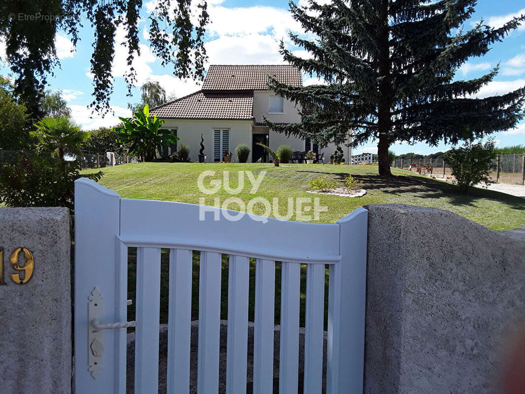 Maison Parcay Meslay - photo 5