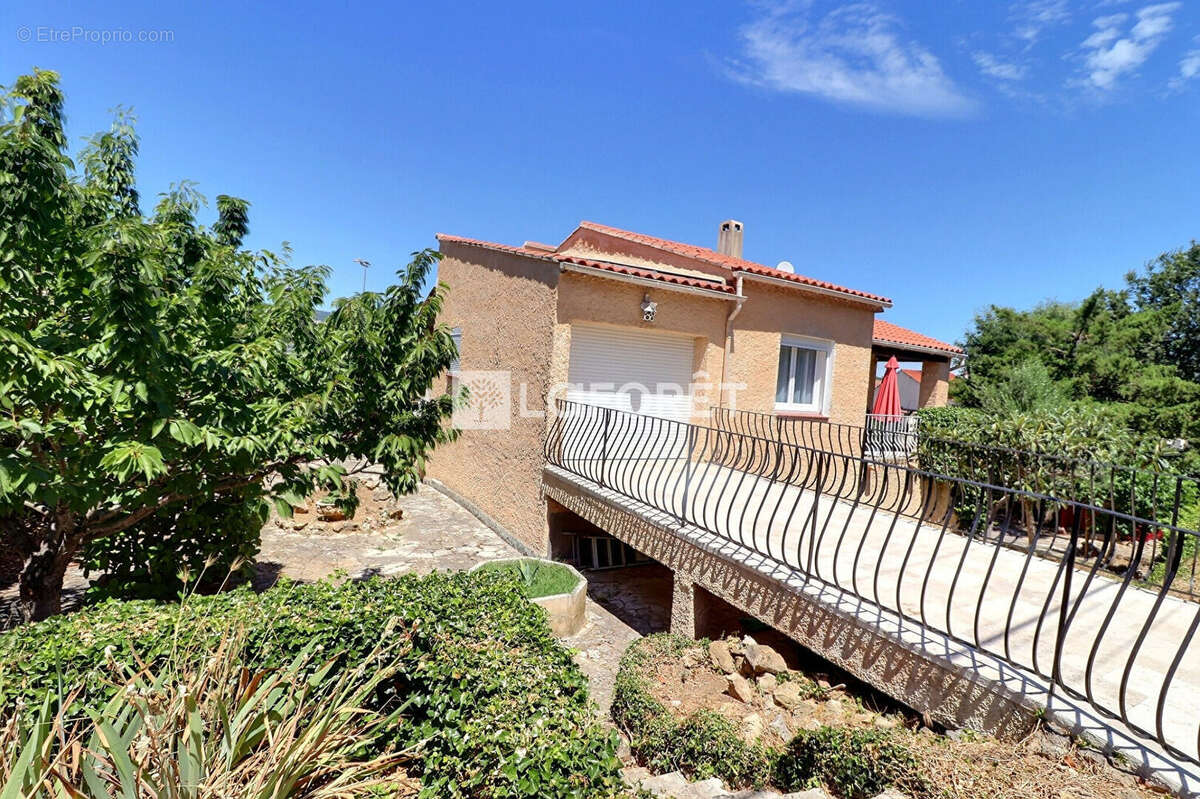 Maison à FORCALQUEIRET