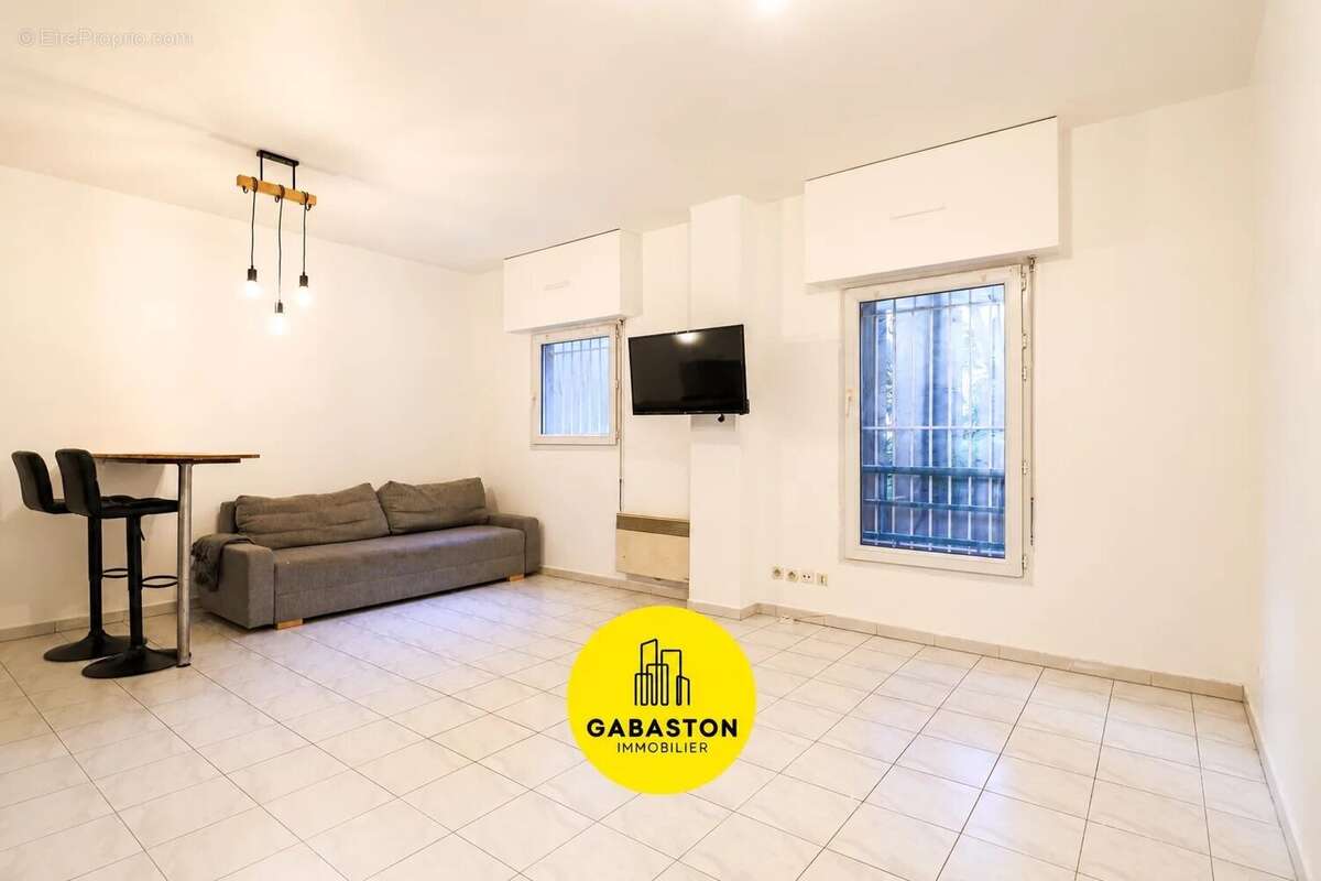 Appartement à MARSEILLE-8E