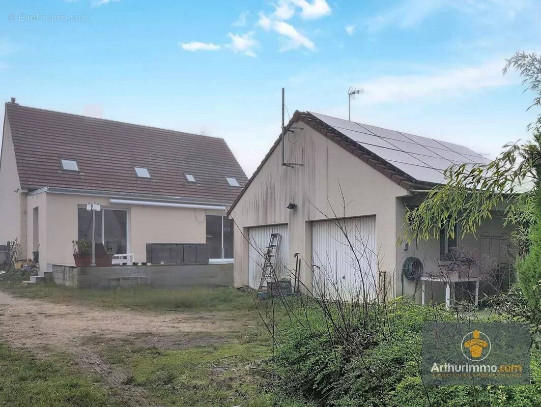 Maison à SAINT-LEGER-AUX-BOIS