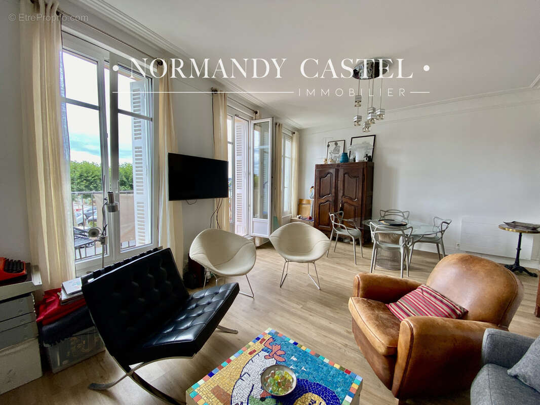 Appartement à TROUVILLE-SUR-MER