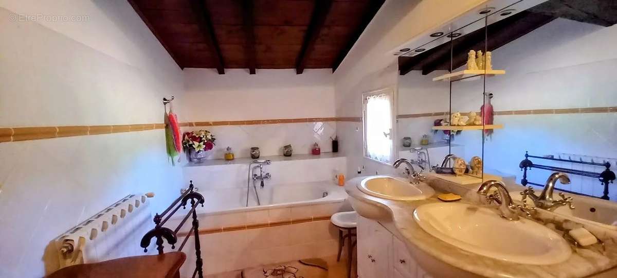 Maison à SAINT-PAUL-EN-FORET