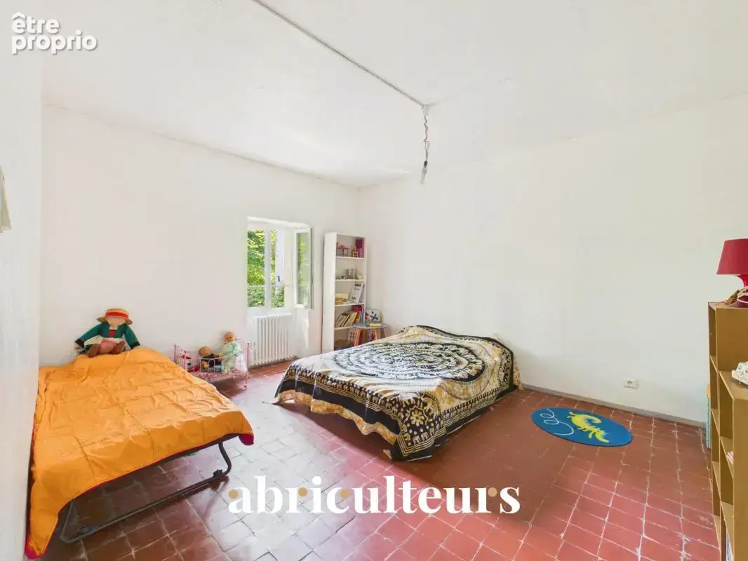 Mas provençal de 310 m² avec piscine et parc arboré de 7 880 m² — PNR des Alpilles - photo 7