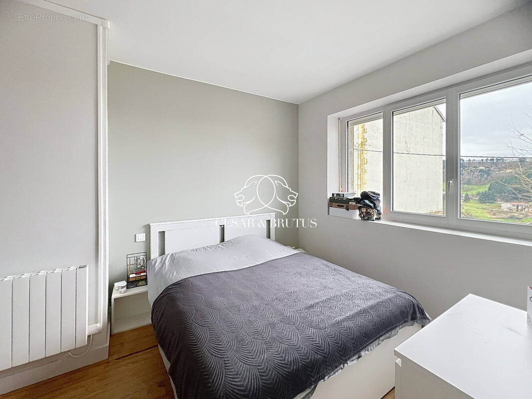 Appartement à THIZY