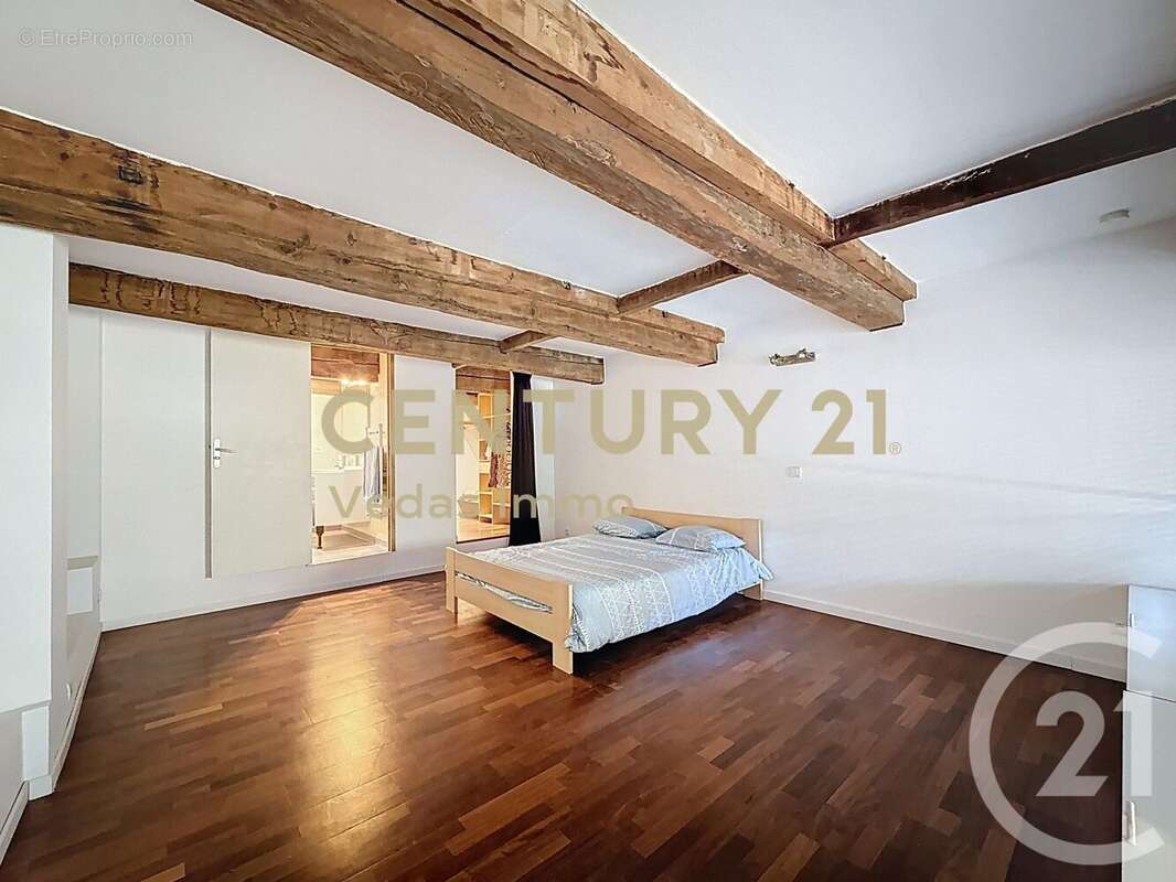 Appartement à SAINT-GEORGES-D&#039;ORQUES