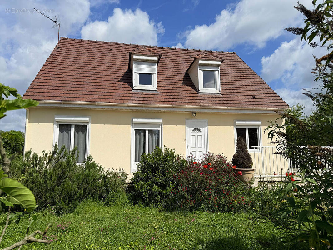 Maison à SENLIS