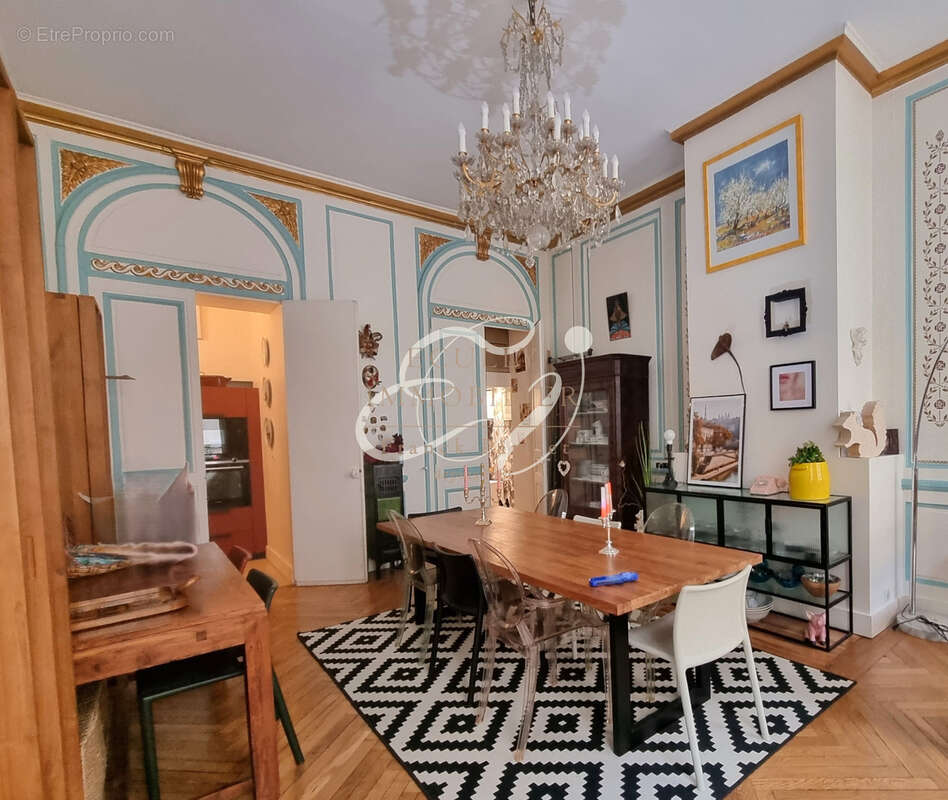 Appartement à LYON-1E