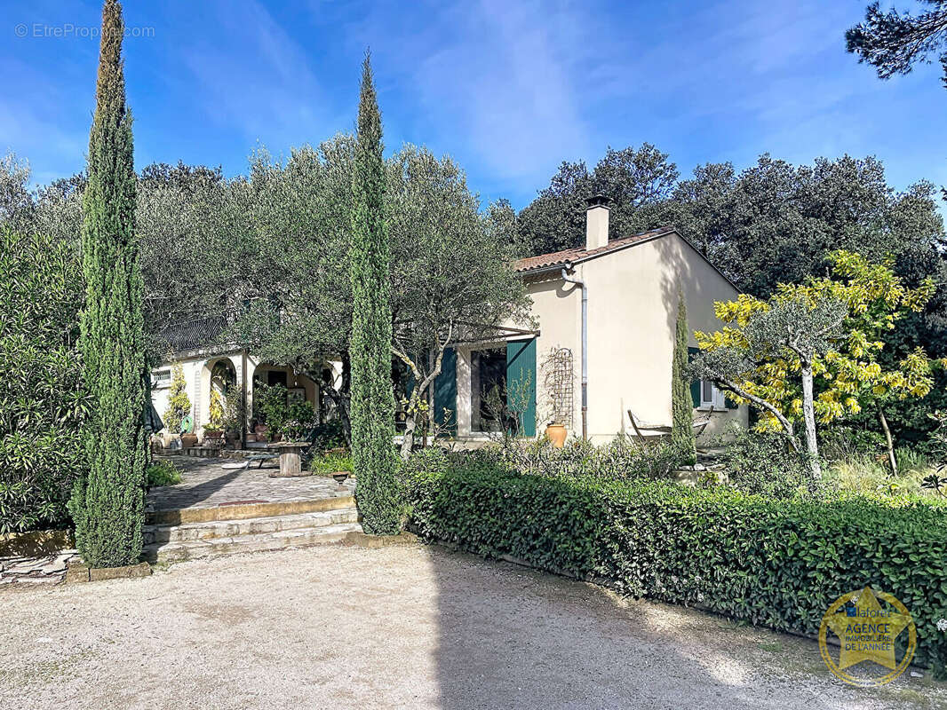 Maison à VILLENEUVE-LES-AVIGNON