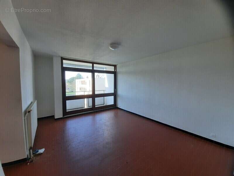 ALBI appartement de type 4 avec garage - photo 3