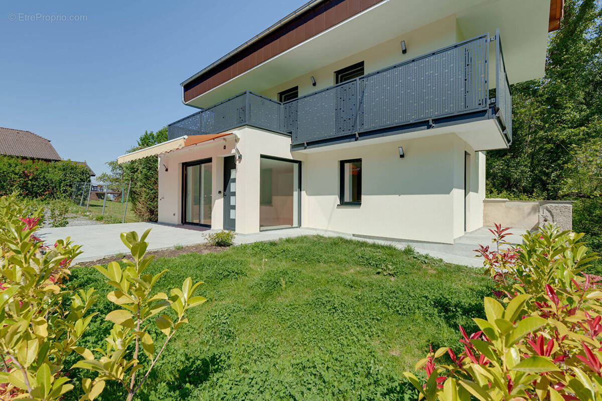 Maison à MAXILLY-SUR-LEMAN