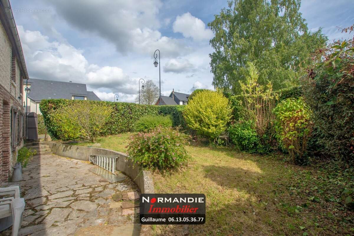Maison à SAINT-MARTIN-DE-BOSCHERVILLE