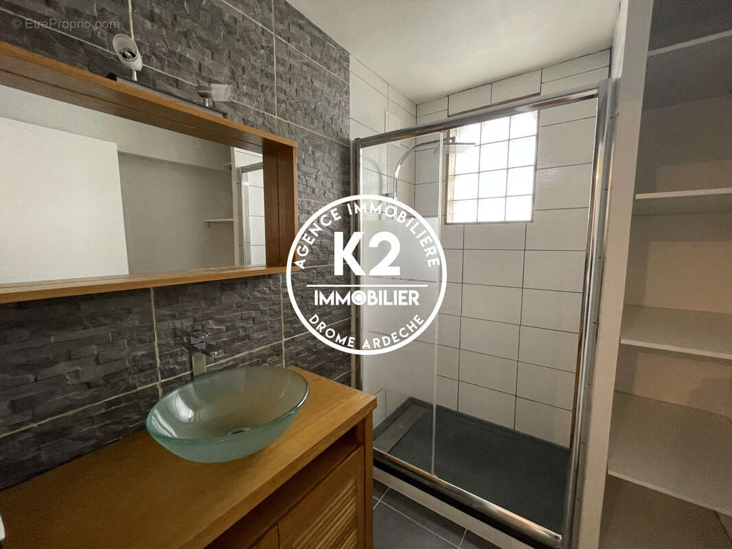 Appartement à MONTELIMAR