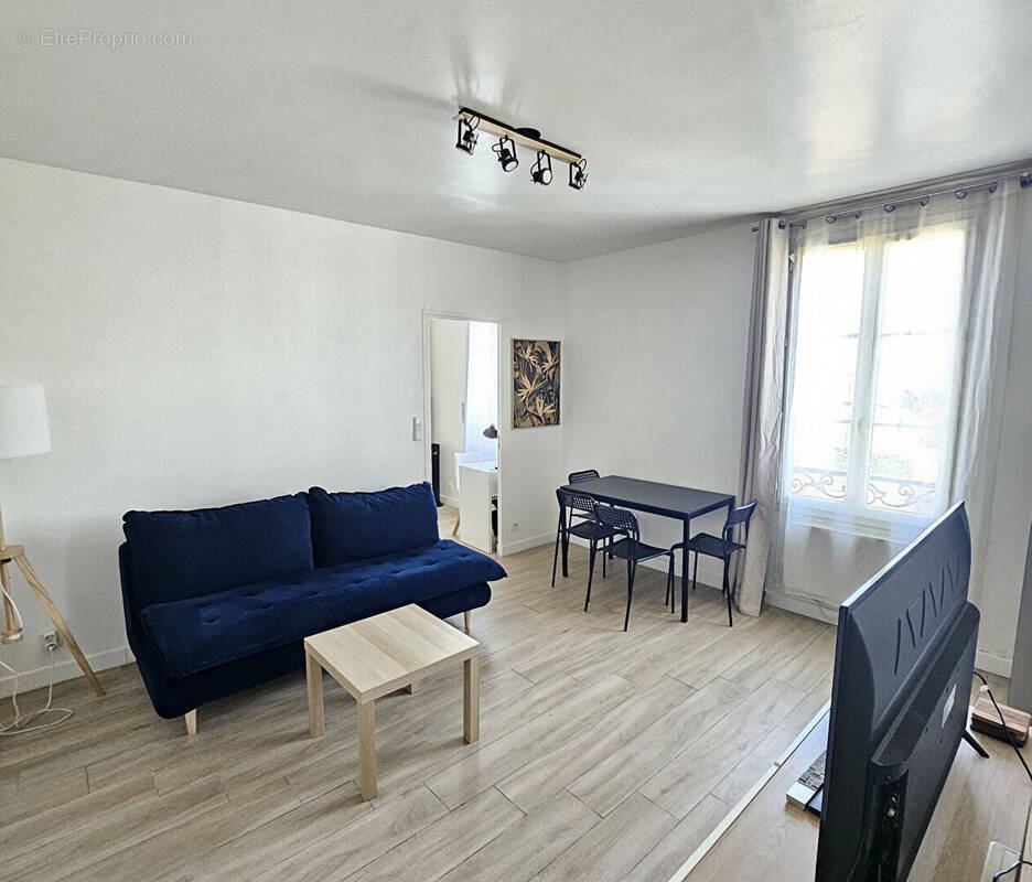 Appartement à AUBERVILLIERS