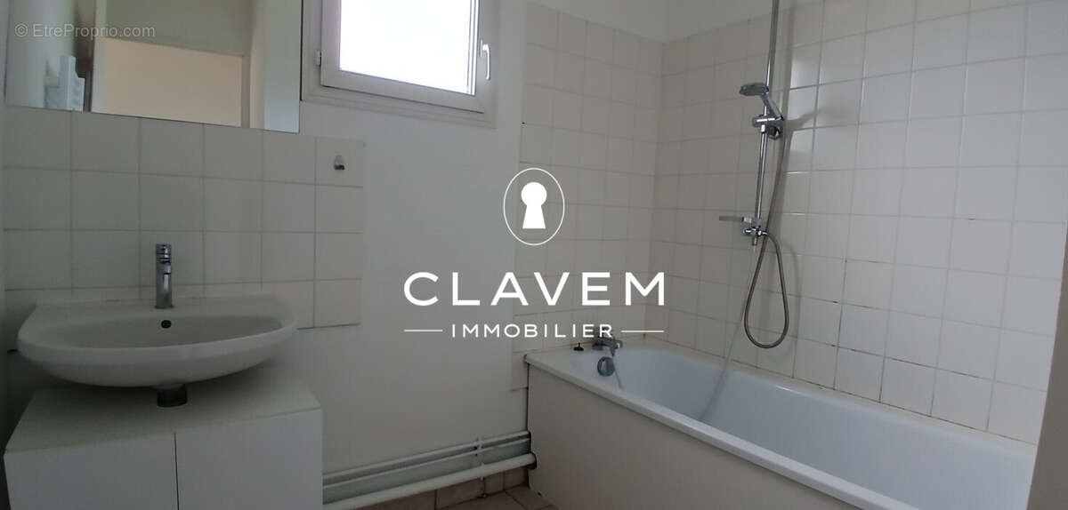 Maison à CUBZAC-LES-PONTS