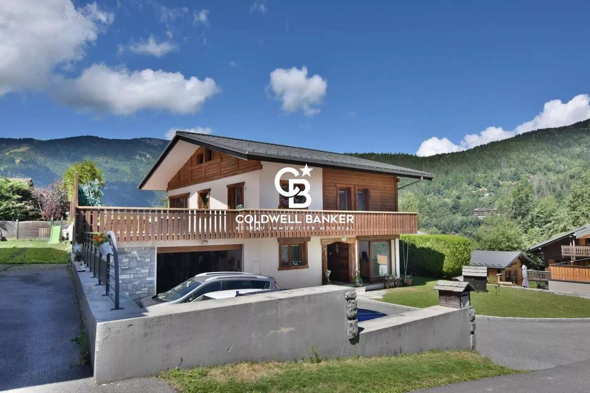 Maison à LES HOUCHES