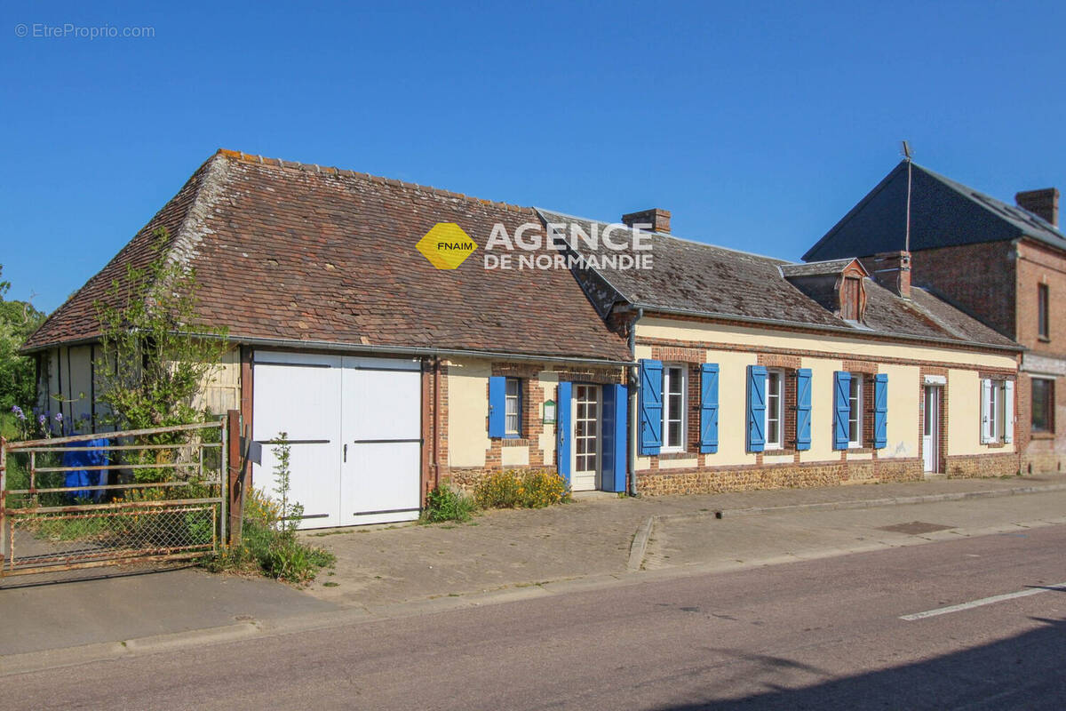 Maison à MONTREUIL-L'ARGILLE