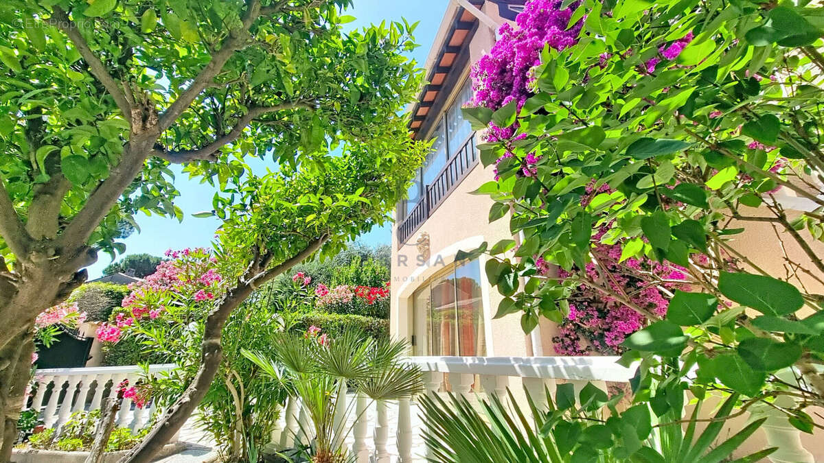 Maison à FREJUS