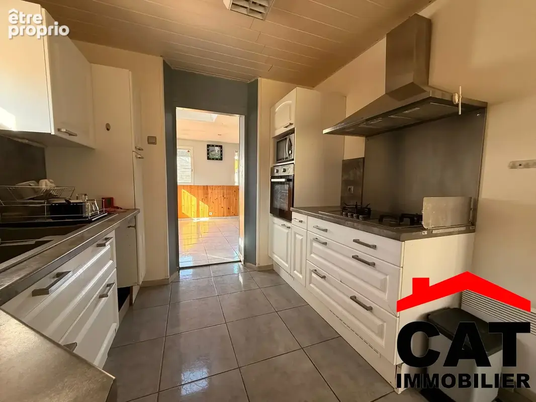 Maison 6 pièces 103 m² à vendre à Champagne-Sur-Seine (77430) - photo 3
