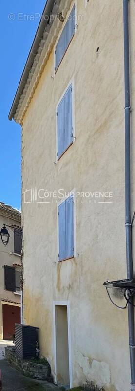 Maison à MALAUCENE