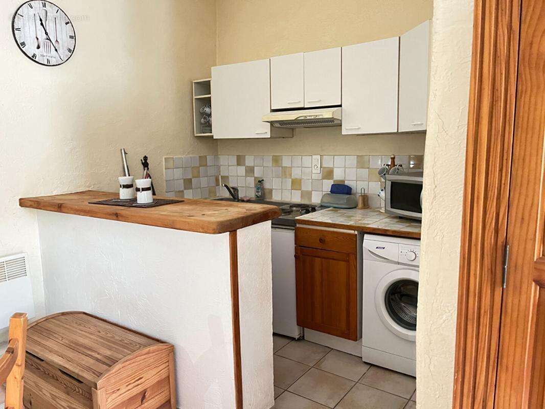 Appartement à VILLECROZE