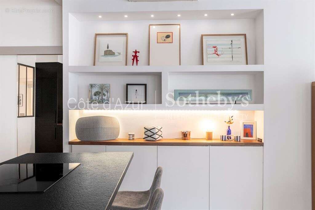 Appartement bourgeois rénové dans un immeuble d'architecte au cœur de Nice - photo 13