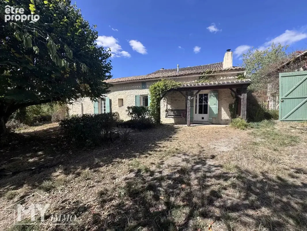 SAINT MÉARD DE GURÇON – Maison en pierre avec grange - photo 11