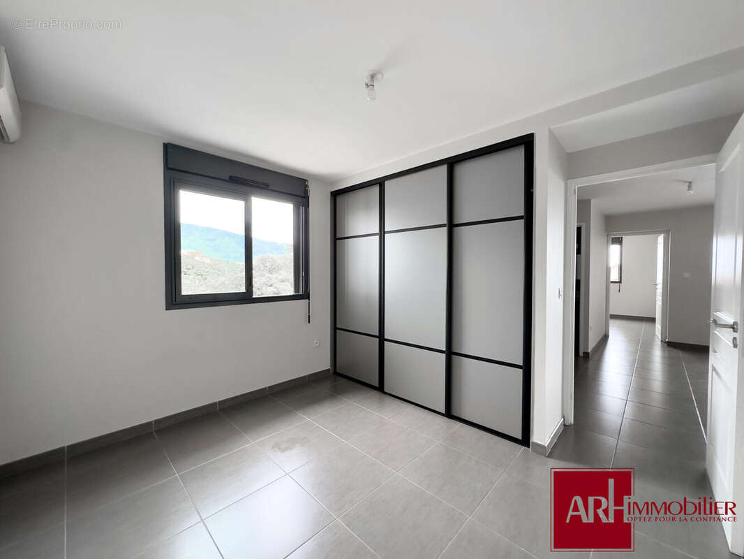 Appartement à SAINT-DENIS