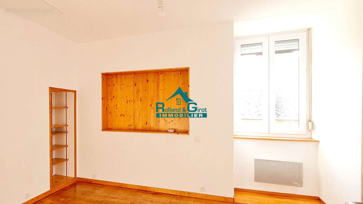 Maison à NOYAL-SUR-VILAINE