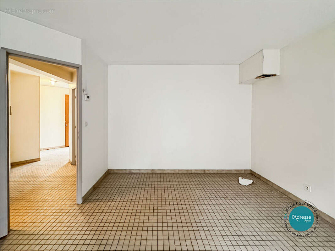 Appartement à MENNECY