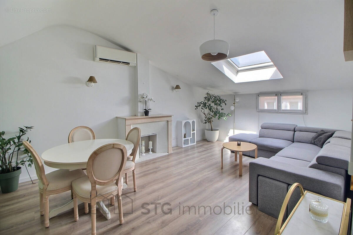 Exclusivité vente appartement F3 Cours Napoléon - photo 2
