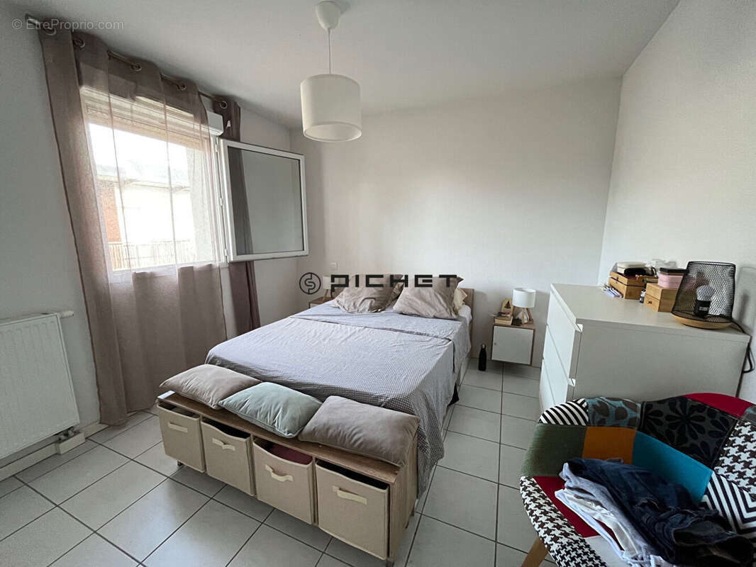 Appartement à SAINT-JEAN-D&#039;ILLAC