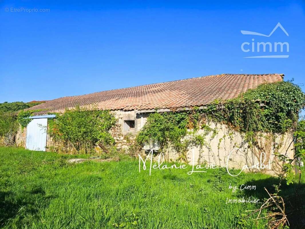 Maison à BRAUD-ET-SAINT-LOUIS