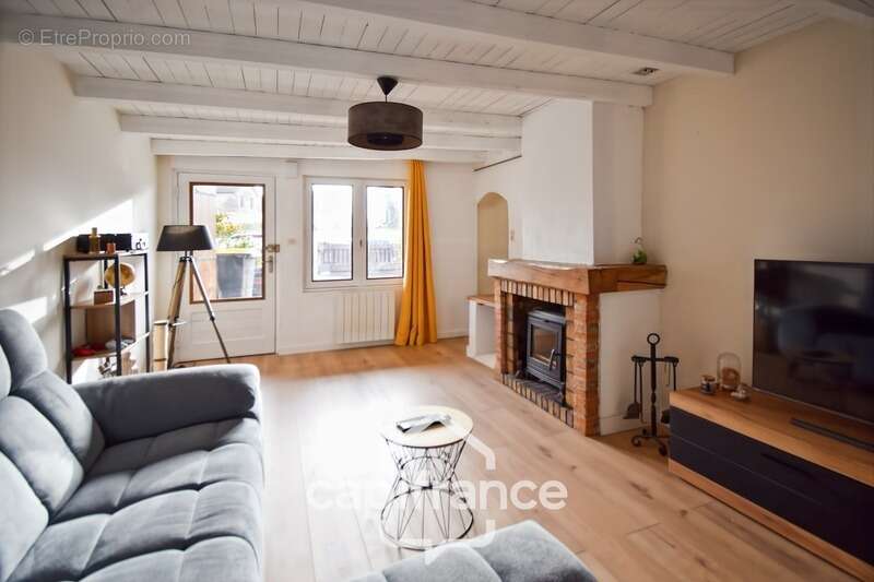 Maison à BLETTERANS