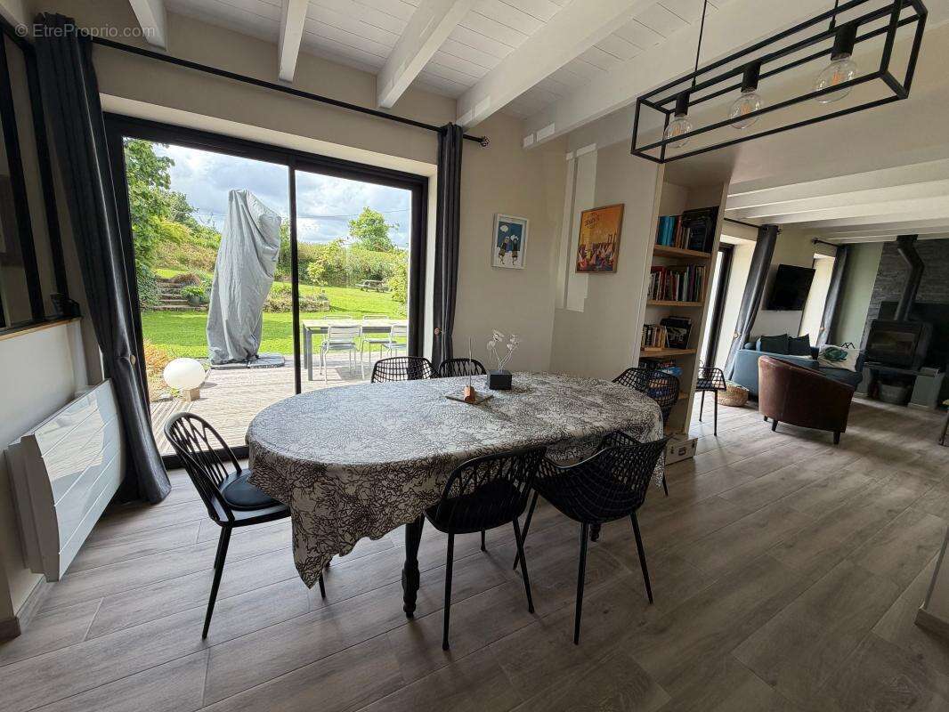 Maison à GUIPRONVEL