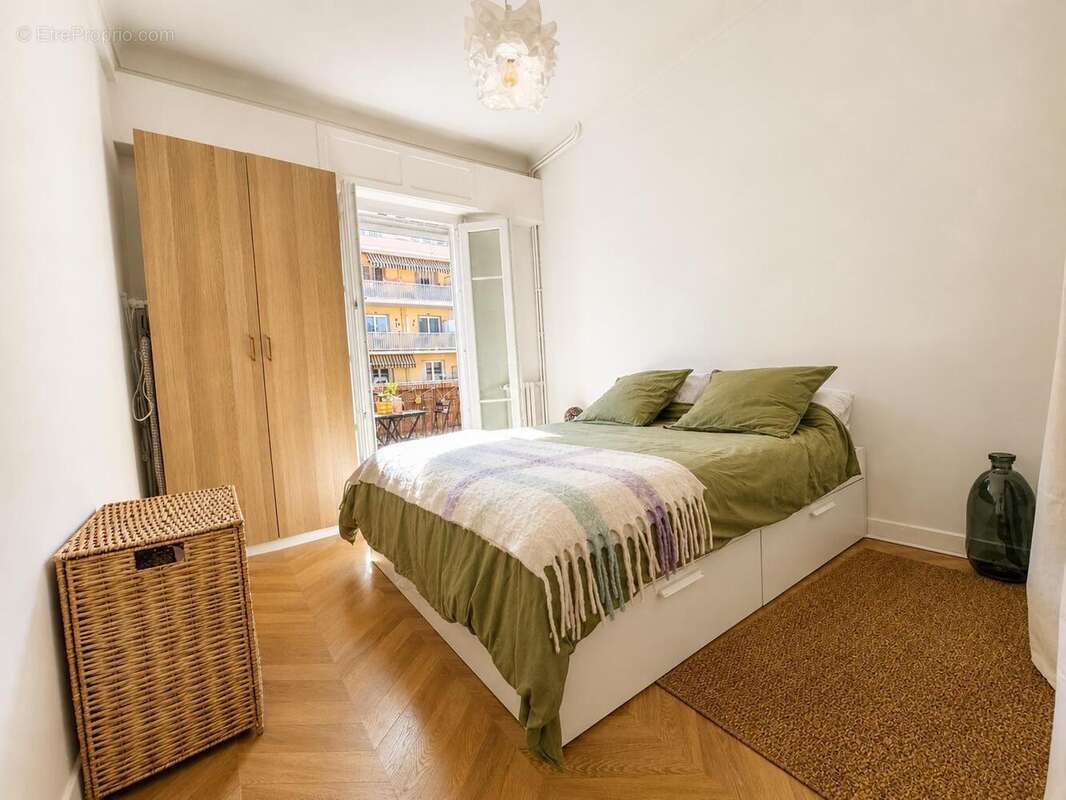   - Appartement à NICE