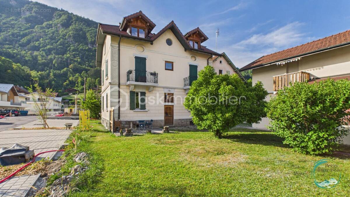Appartement à MARIGNIER