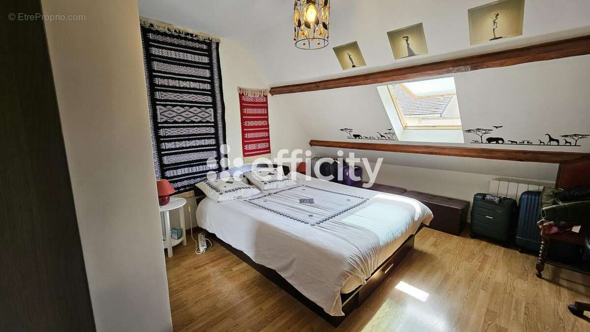 Maison à FONTENAY-SOUS-BOIS