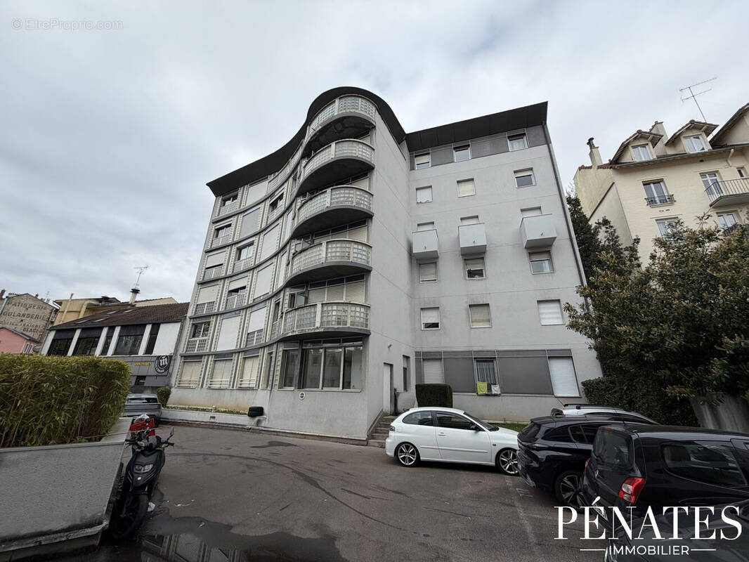 Appartement à CHAVILLE