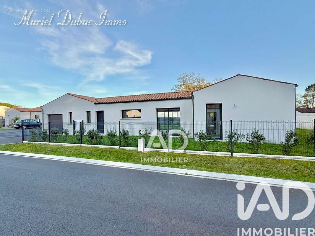 Photo 2 - Maison à LES MATHES