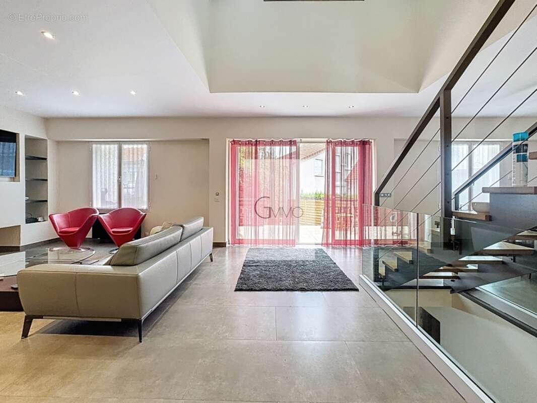 Maison à BOURG-LA-REINE