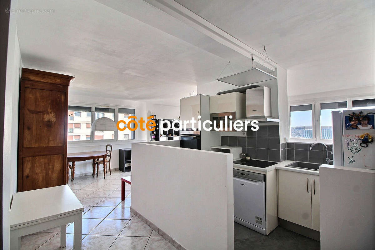 Appartement à MONTROUGE