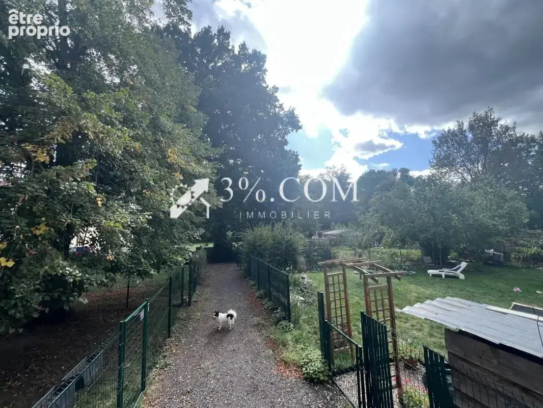 Appartement  De Caractère 123 M2 +Jardin Privatif  54300 Lun - photo 2