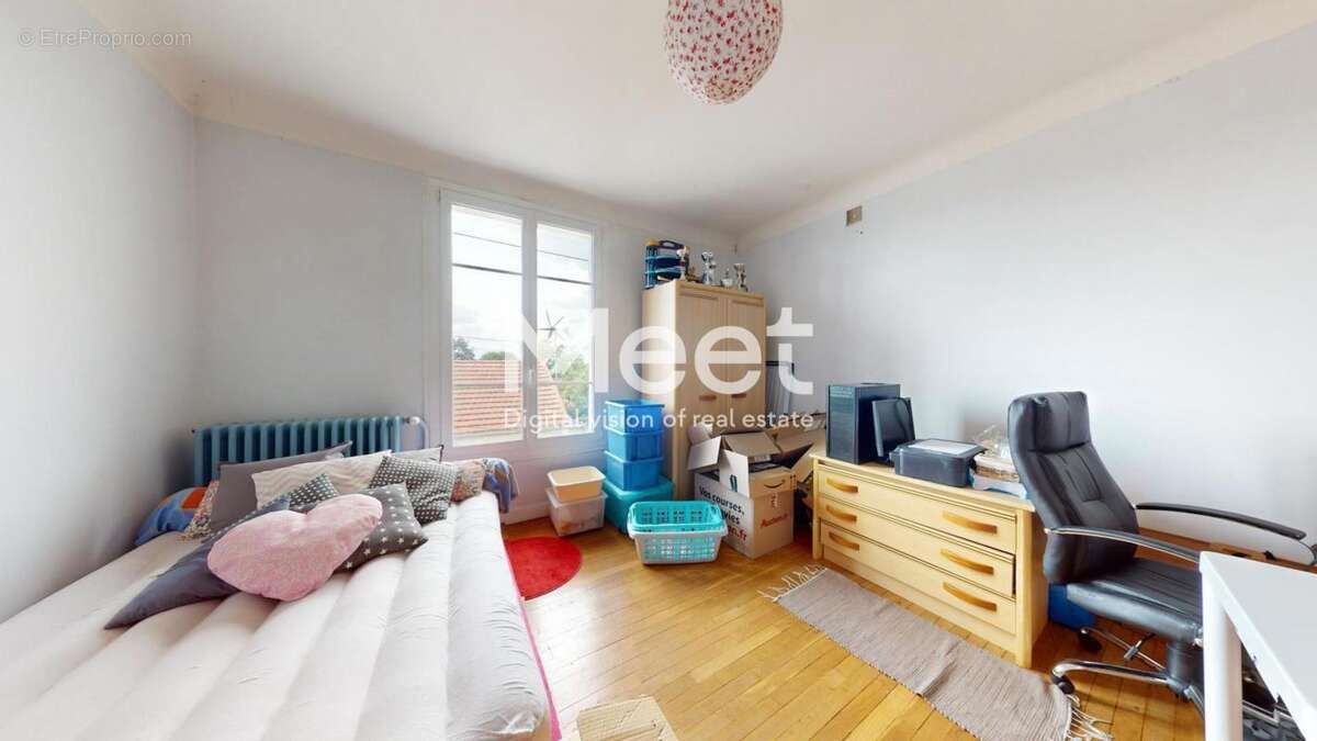 Maison à LE MEE-SUR-SEINE