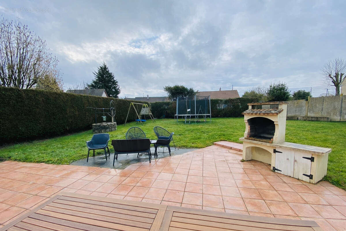 Maison à NEUILLY-EN-THELLE