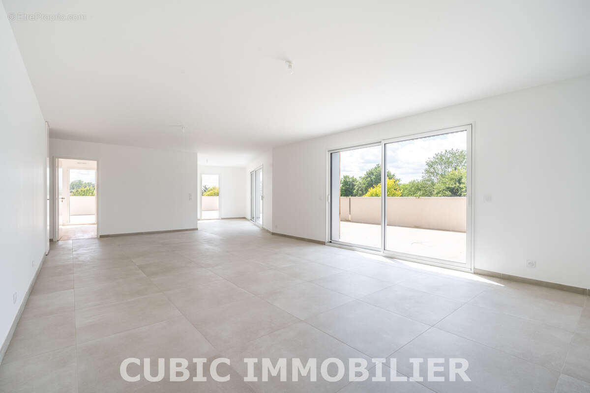 Appartement à ARNAS