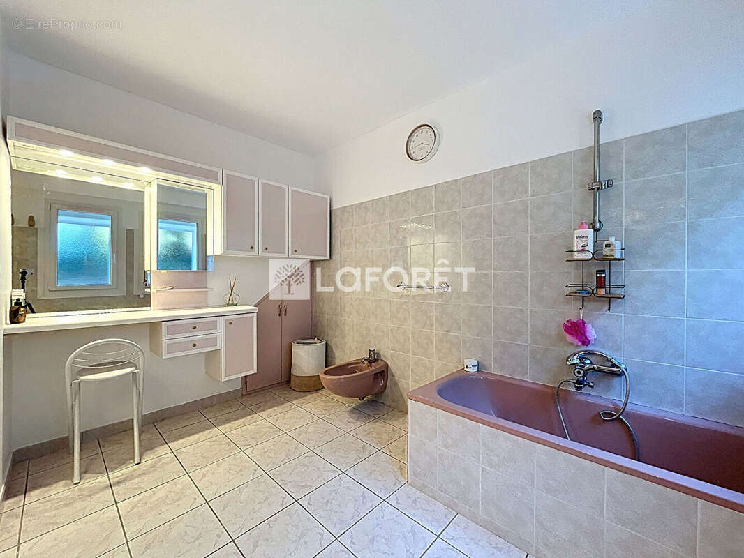 Maison à LAROQUE-DES-ALBERES