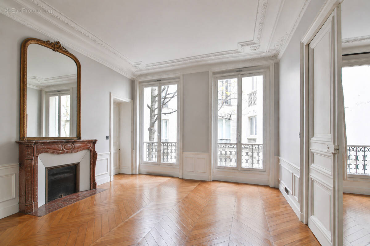 Appartement à PARIS-5E