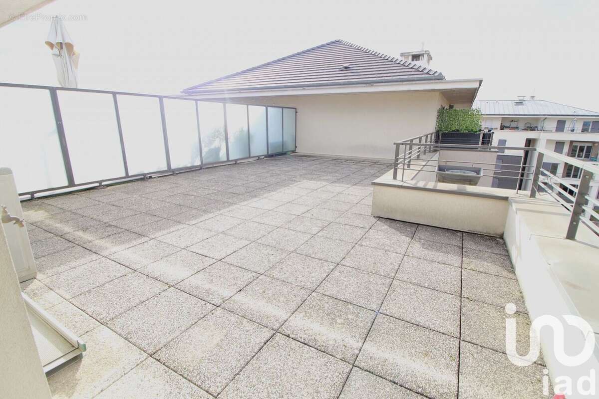 Photo 2 - Appartement à VILLENEUVE-LE-ROI